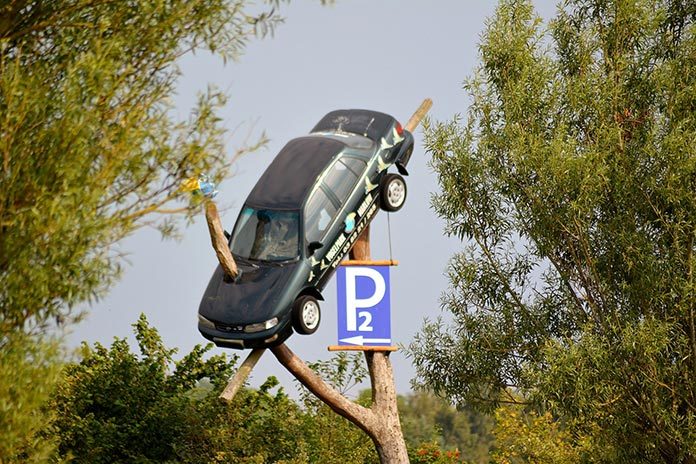 Co najbardziej przyciąga ludzi do skupu aut?