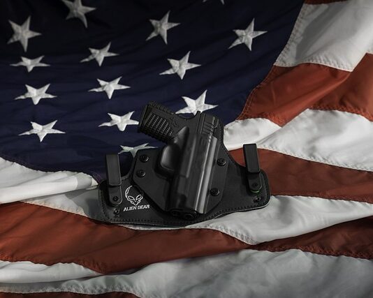 Czy noszenie siekiery jest legalne? Czy noszenie siekiery jest legalne?