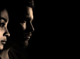 Jak można wyznaczyć kierunek bez użycia kompasu?